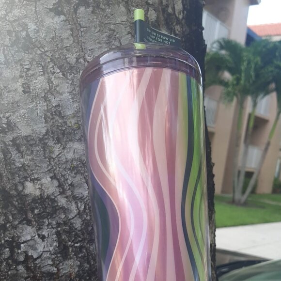 Starbucks 2025 Wavy Green Purple Plastic Hot & Cold Cup Venti Tumbler 24oz - Picture 4 of 9